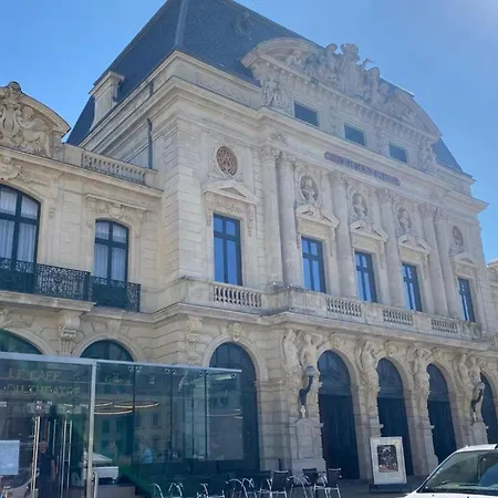 Апартаменты Pedro Cote Jardin Шербур-ан-Котантен